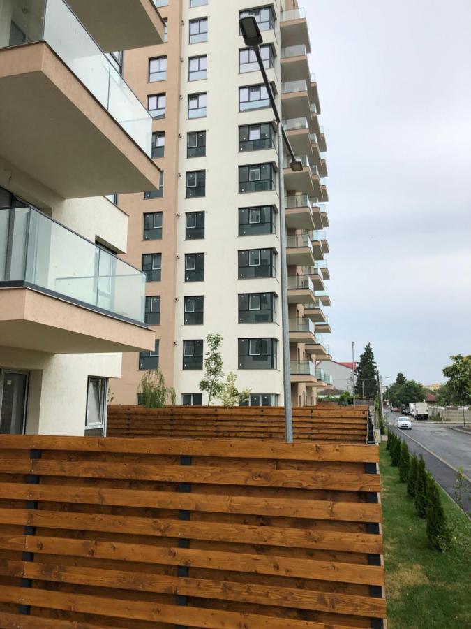 Luxury Westpark 2-Room Apartment Lakeview W5 布加勒斯特 外观 照片